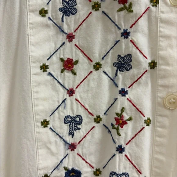 Vintage embroidered blouse - Picture 5 of 8